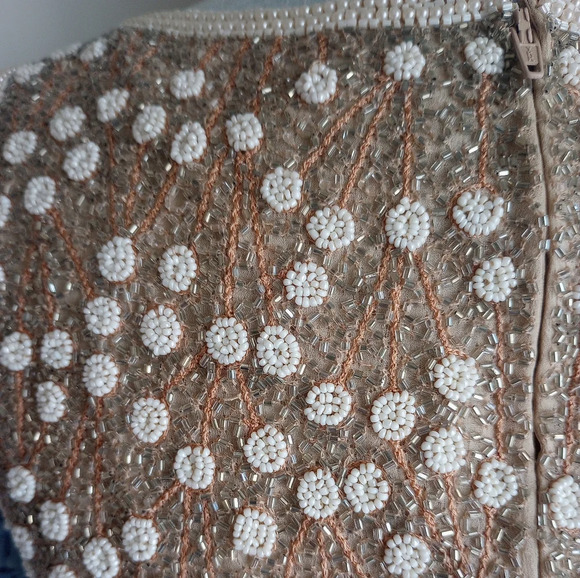 Adrianna Papell Gold White Pearl Beaded Layering Top Sleeveless Silk Size 8P - Picture 10 of 15